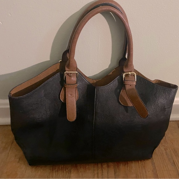 Black and cognac leather satchel with matching wristlet/coin purse - Picture 2 of 4